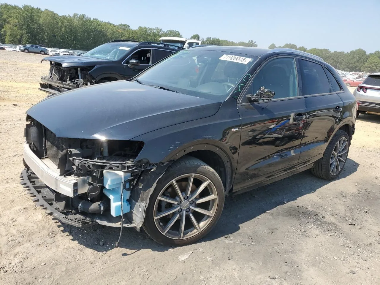 Audi Q3 – aukcja Copart/IAAI USA, import do Warszawy