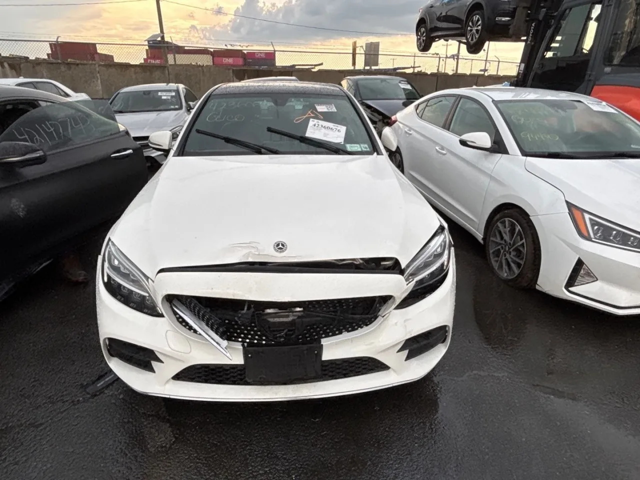 Mercedes-Benz C300 – aukcja Copart/IAAI USA, import do Warszawy